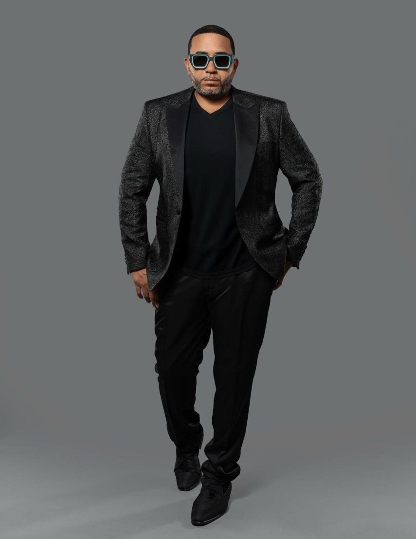 El influencer de raíces dominicanas Awni Miranda, conocido como J World Latin.