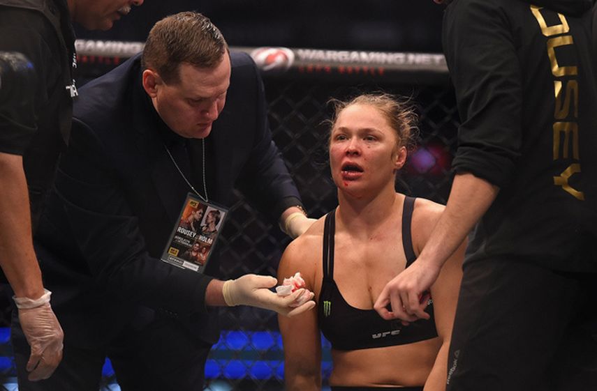 Ronda Rousey tiene muchos compromisos y le cuesta cumplir con todos en este momento. (ARCHIVO)