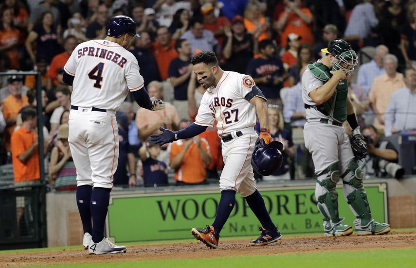 El camarero de los siderales, que se fue de 3-3 y la sac&oacute; en cuenta de 3-1 en la segunda entra ante el abridor Mike Fiers, ahora proyecta culminar la temporada con 29 cuadrangulares.