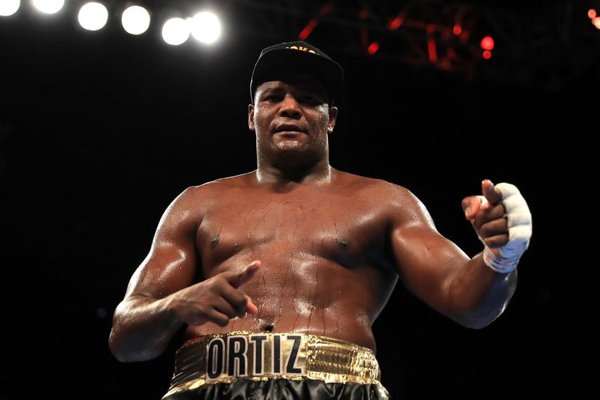 Tras su victoria, Ortiz retó a&nbsp;Deontay Wilder con quien espera pelear finalmente en el 2018.