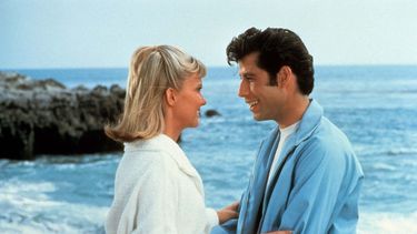 Según datos de Box Office Mojo, fue el musical más taquillero de todos los tiempos hasta el estreno del remake de La bella y la bestia, de Disney, en 2017.
