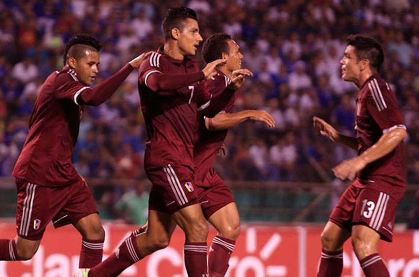  La Vinotinto ganó en la ciudad de Barinas 2-1 (EFE)