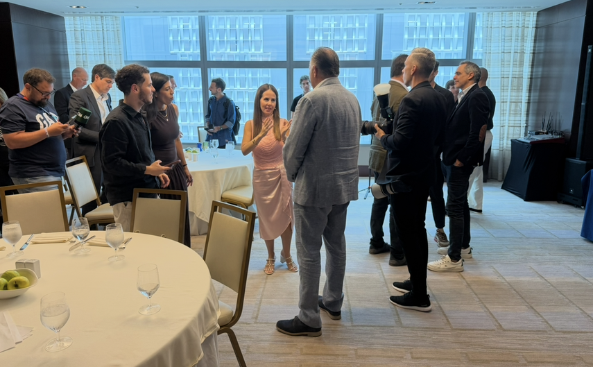 El anuncio fue realizado durante un encuentro con representantes de la prensa en el JW Marriott Marquis Miami.