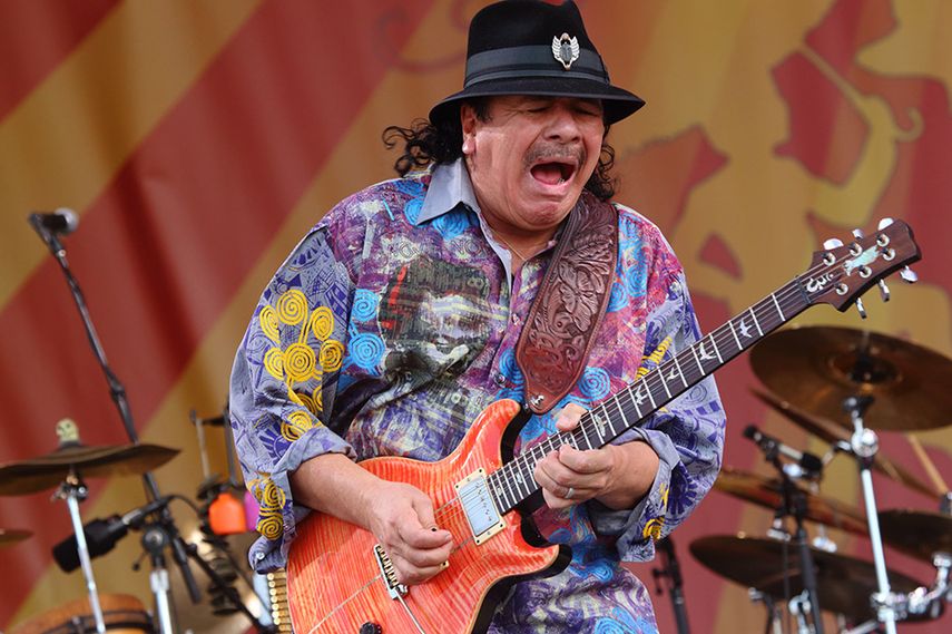 Carlos Santana y su hijo tocarán en Serie Mundial el sábado