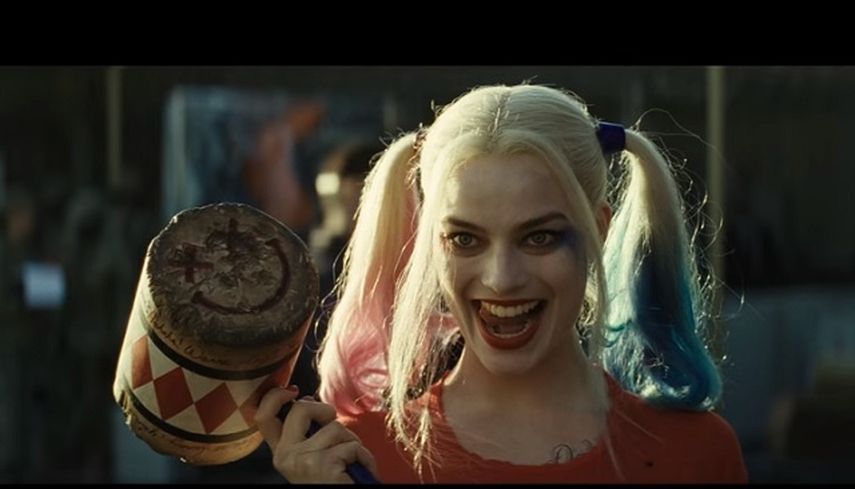 Margot Robbie (Harley Quinn) atrapa la atención con sus interpretaciones del mal (CAPTURA DE PANTALLA)