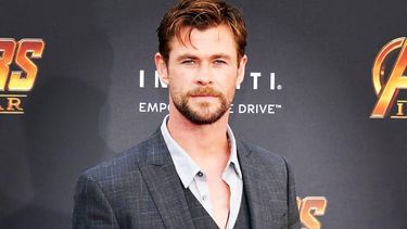 La presencia de Chris Hemsworth en la alfombra roja de la 66 edición del Zinemaldia se suma a la de un nutrido grupo de estrellas del cine como Robert Pattinson.