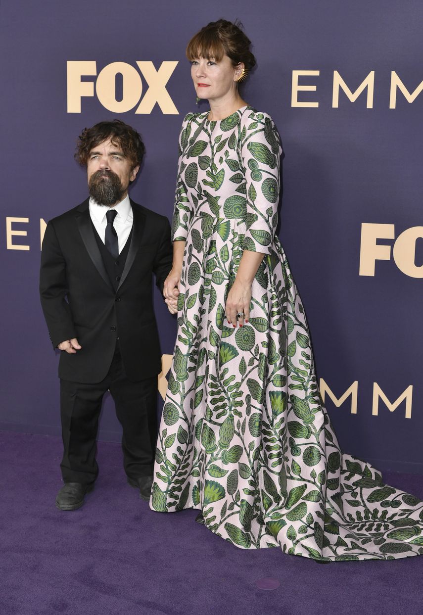 Peter Dinklage y Erica Schmidt.&nbsp;