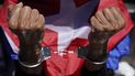 Manifestantes cubanos antigubernamentales se manifiestan frente a la ONU el 23 de junio de 2021 mientras la ONU celebra una sesión sobre la necesidad de poner fin al bloqueo económico, comercial y financiero impuesto por Estados Unidos contra Cuba. Manifestantes cubanos antigubernamentales se manifiestan frente a la ONU el 23 de junio de 2021 mientras la ONU celebra una sesión sobre la necesidad de poner fin al bloqueo económico, comercial y financiero impuesto por Estados Unidos contra Cuba.