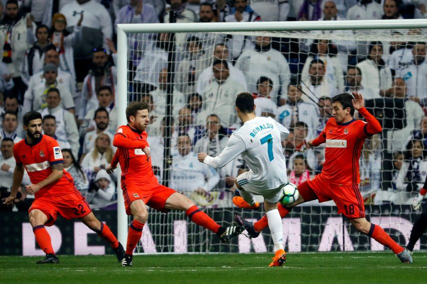 CR7 explotó con sus tres tantos con los que llegó a 11 en el torneo español a nueve de Lionel Messi.