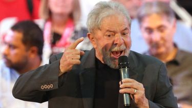 La candidatura de Lula está amenazada por una ley que inhabilita electoralmente a condenados en segunda instancia, como es su caso