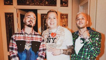 Junior Joyas junto a JBalvin y Nio Garcia.&nbsp;