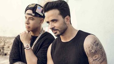 Los cantantes Luis Fonsi y Daddy Yankee.