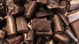 Una imagen muestra las golosinas de chocolate Giuinott, la versión Gianduiotto hecha por Guido Castagna en su laboratorio, el 12 de diciembre de 2023 en Giaveno, cerca de Turín, noroeste de Italia.&nbsp;