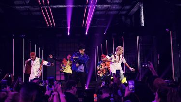 El grupo musical CNCO. 