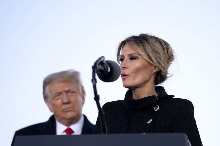 La primera dama de Estados Unidos, Melania Trump, habla durante una ceremonia de despedida en la Base Conjunta Andrews, Maryland, Estados Unidos, el miércoles 20 de enero de 2021.&nbsp;