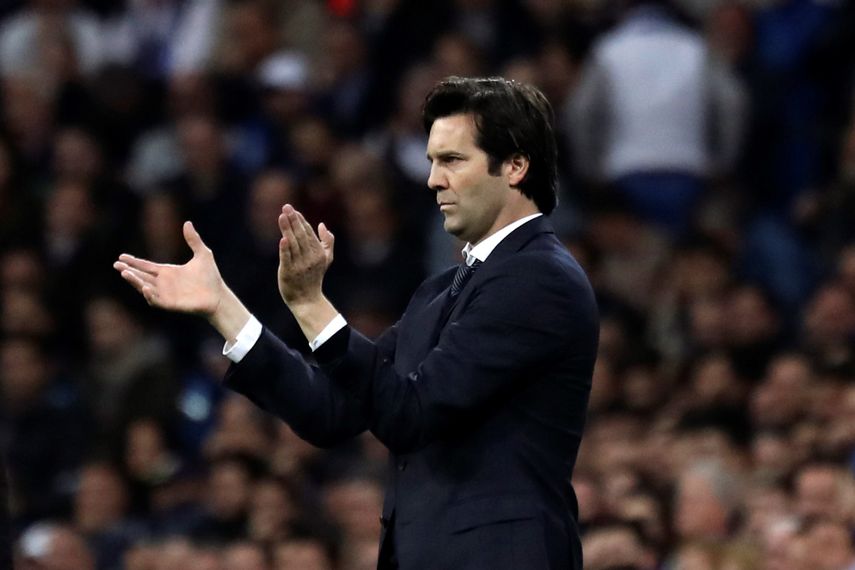 El estratega del conjunto merengue deberá cambiar su once y hasta su estrategia para no sufrir otra derrota ante el Barsa.