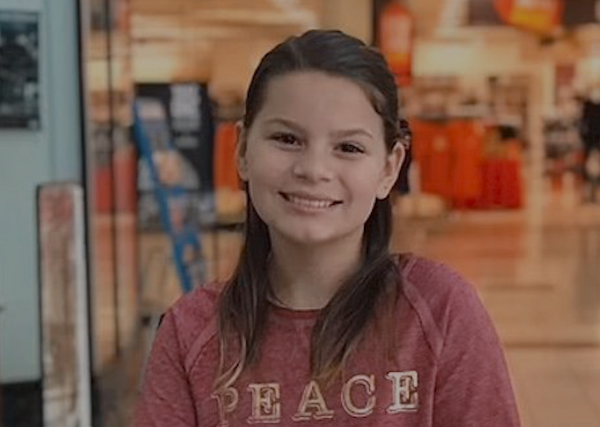 Niña vuelve a caminar.png