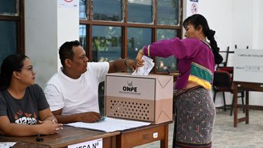 60.000 electores no pudieran ejercer su derecho al voto debido al cierre de sus centros de votación, o la falta de material electoral en otros. (AFP)