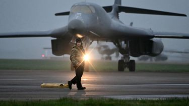 Bombardero estadounidense&nbsp; B1 Lancer, uno de los tipos de aeronaves de guerra que participa en la gran ofensiva contra el régimen iraní.&nbsp; 