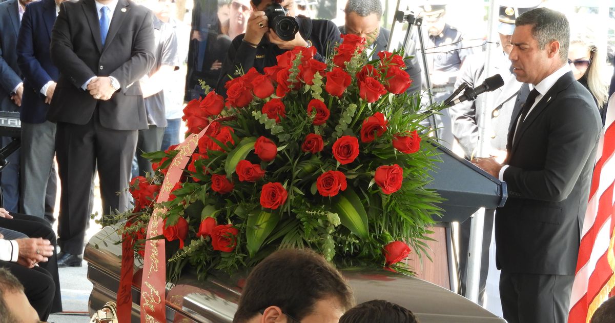 Suárez propone tributo eterno a Manolo Reyes: alcalde emérito y parque con su nombre