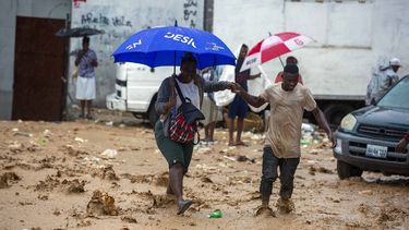 La escena tras el impacto de la tormenta tropical en Puerto Pr&iacute;ncipe, Hait&iacute;, el 23 de agosto del 2020.&nbsp;