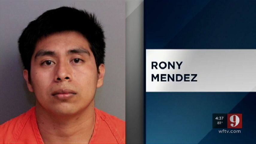 El guatemalteco Rony Méndez, de 25 años, enfrenta tres cargos criminales por violación de una menor en Florida.