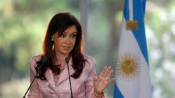 Fernández no teme quedar detenida e irá a enfrentar a Bonadio, aunque no responderá las preguntas del juez sino que declarará por escrito.