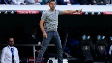 El técnico del Girona, Míchel Sánchez, durante el partido contra el Real Madrid por la Liga española, el 30 de octubre de 2022, en Madrid.