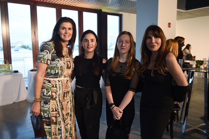 Darlene Pérez, Alexandra Codina, Toribia Castro & Debra Scarpa Castro