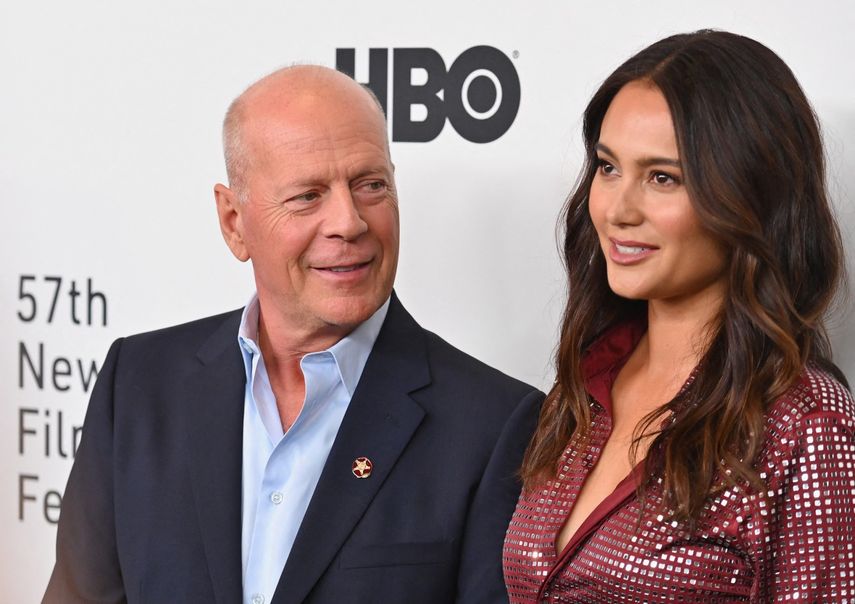 Bruce Willis y su esposa, Emma Heming, asisten al estreno de Motherless Brooklyn durante el 57.º Festival de Cine de Nueva York en el Alice Tully Hall el 11 de octubre de 2019 en la ciudad de Nueva York.