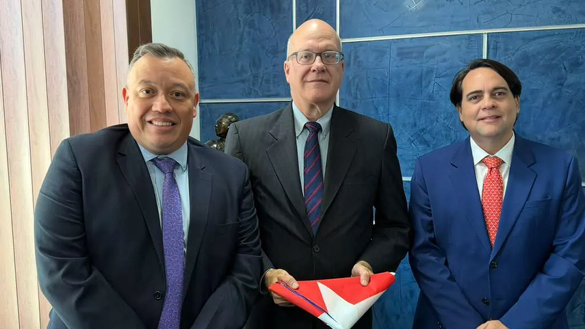 Orlando Guti&eacute;rrez-Boronat sostuvo una reuni&oacute;n con los vicepresidentes de Costa Rica, Francisco Gamboa Soto y Douglas Soto.
