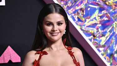 Selena Gomez llega a los MTV Video Music Awards el martes 12 de septiembre de 2023 en el Prudential Center en Newark, Nueva Jersey.&nbsp;
