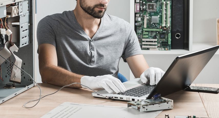 Reparadores publican imágenes sexuales de mujer, ahora Apple paga millones (Imagen referencial)