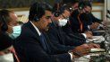 El dictador venezolano Nicolás Maduro (centro), escucha a su homólogo iraní, Ebrahim Raisi, durante su ronda de conversaciones en el Palacio de Saadabad en Teherán, Irán, el sábado 11 de junio de 2022.