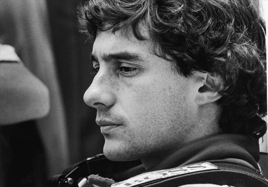 Ayrton Senna ha sido de los pilotos más reconocidos en perder la vida en una competición. (Archivo)