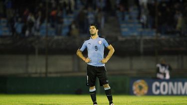 Luis Suárez incluso es duda para el juego de este fin de semana del Barcelona contra el Sevilla por una molestia muscular.