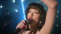 Christian Serratos como Selena Quintanilla en una imagen de Selena: The Series, que se estrena el 4 de diciembre en Netflix. Christian Serratos como Selena Quintanilla en una imagen de Selena: The Series, que se estrena el 4 de diciembre en Netflix.