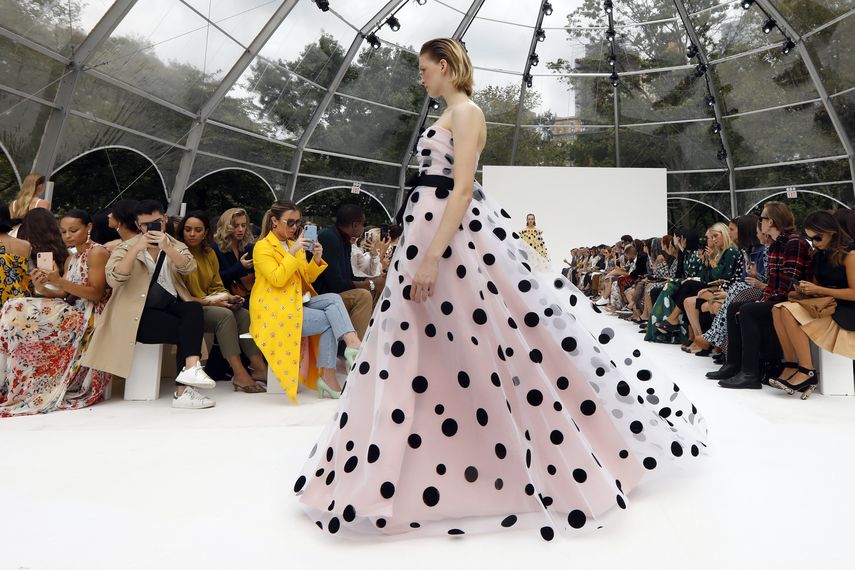 La colecci&oacute;n de Carolina Herrera es presentada en la Semana de la Moda de Nueva York el lunes 9 de septiembre del 2019.&nbsp;