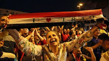 Celebran que las &nbsp;tropas iraquíes tomaran por completo la ciudad de&nbsp;Mosul, el bastión del autodenominado Estado Islámico (EI) en el norte de Irak,.