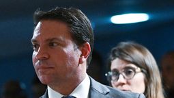 El exjefe de la inteligencia del Gobierno brasileño del expresidente Jair Bolsonaro, Alexandre Ramagem, durante una sesión en la Primera Sala del Supremo Tribunal Federal (STF) en Brasilia, Brasil. El exjefe de la inteligencia del Gobierno brasileño del expresidente Jair Bolsonaro, Alexandre Ramagem, durante una sesión en la Primera Sala del Supremo Tribunal Federal (STF) en Brasilia, Brasil.