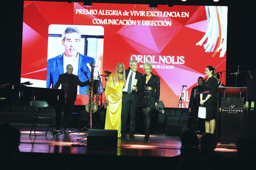 Oriol Nolis, ejecutivo de medios, recibe el premio Alegría de Vivir.&nbsp;