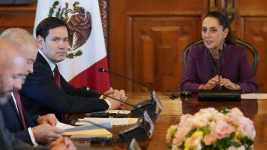 El secretario de Estado de Estados Unidos, Marco Rubio, con la presidenta de México, Claudia Sheinbaum, en el Palacio Nacional de la Ciudad de México el 3 de septiembre de 2025.