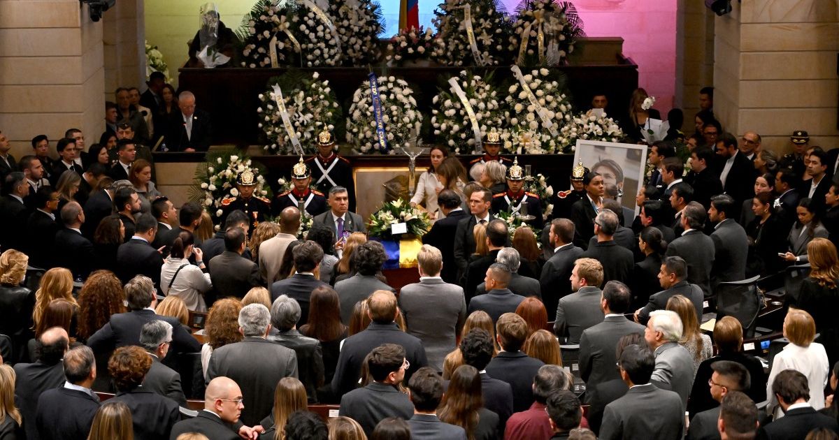 Miguel Uribe Turbay, el adiós a un guerrero que deja el compromiso de “volver a liberar a Colombia”