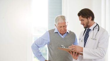 Es importante que el médico hable el mismo idioma del paciente y no en términos puramente clínicos.