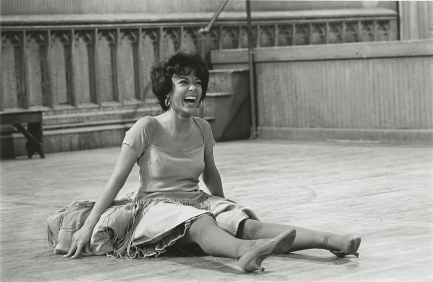 En esta imagen difundida por Roadside Attractions, Rita Moreno en una escena del documental Rita Moreno: Just a Girl Who Decided to Go for It.