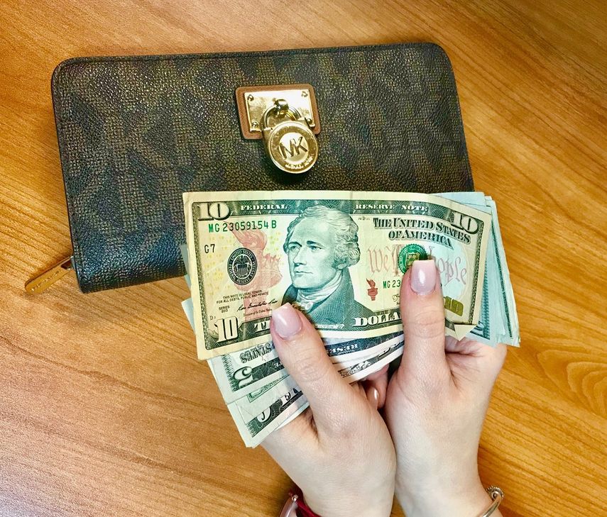 El 48% de las personas que envía remesas a Colombia son mujeres.&nbsp;