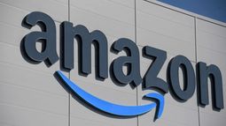 Logo del gigante minorista Amazon.