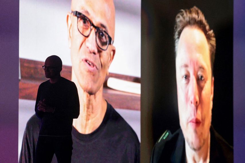 El presidente ejecutivo de Microsoft Satya Nadella (L) durante una entrevista pregrabada con Elon Musk.&nbsp;