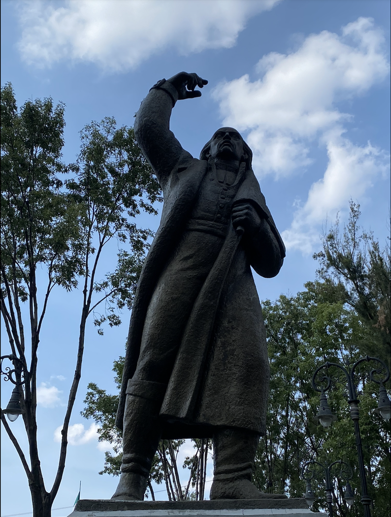 Miguel Hidalgo, padre fundador de la nación mexicana.