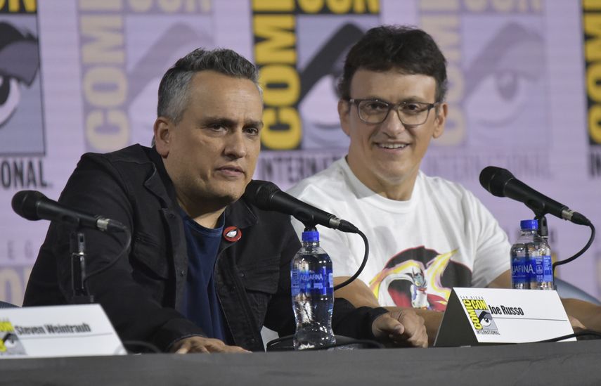 Los cineastas Joe Russo y Anthony Russo durante una conferencia en la convención Comic-Con International.
